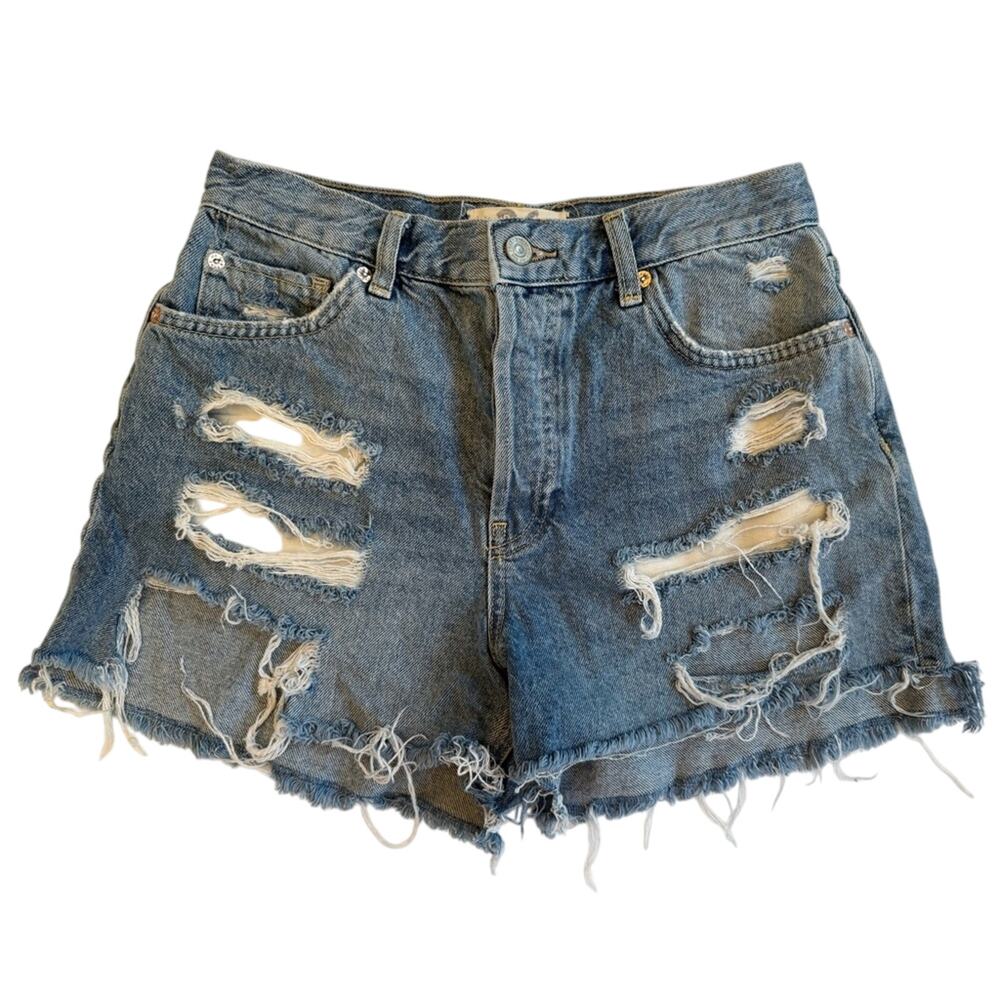 We The Free Distressed Denim Shorts Button Fly Raw Hem Light Wash Size 26